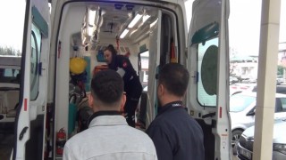Kozanda minibüs devrildi: 7 yaralı