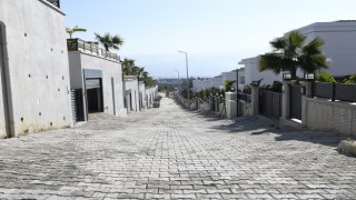 Kuşadası Soğucak Mahallesi yeni yollarına kavuşuyor