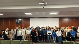 Kütahyada Olgular Eşliğinde Sağlık Bakımı İlişkili Enfeksiyonlara Yaklaşım konulu konferans