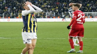 Lider Fenerbahçe Kadıköy’de Samsunspor’a takıldı