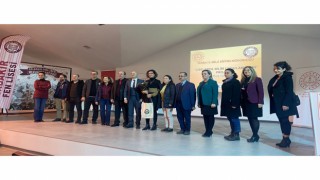 Lise öğrencilerine bilimsel araştırmaların usul ve yöntemleri anlatıldı
