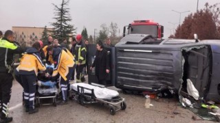 Manisada feci kaza: 1i ağır 5 yaralı