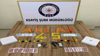 Manisada kumar operasyonu: 23 kişiye 147 bin 775 TL para cezası