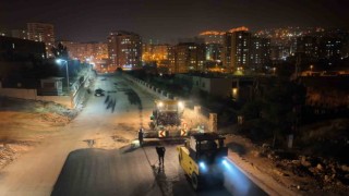 Mardinde asfalt serim çalışmaları devam ediyor