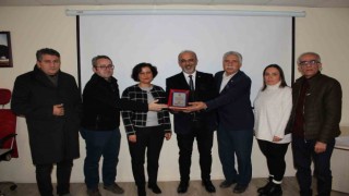 Market çalışanları eğitim sertifikalarını aldı