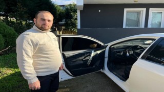 Markete gitti, döndüğünde otomobilinde başkasını gördü