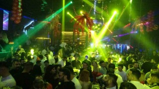 Marmarisliler yeni yıla coşku ile girdi