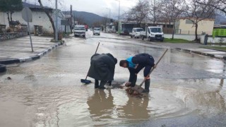 MASKİnin yağış müdahalesi sürüyor