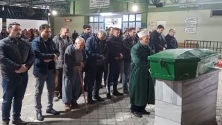 Mersinde kocası tarafından öldürülen kadın toprağa verildi