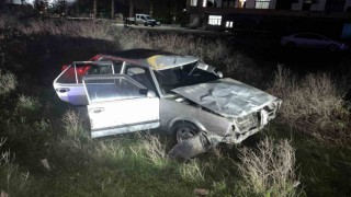 Mersinde otomobil yayalara çarptı: 2 ölü