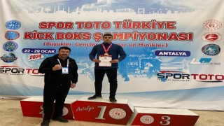 Milaslı sporcu Donka, Kickboksta Türkiye Şampiyonu oldu