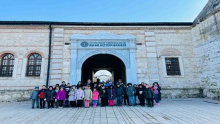 Minik kitapseverler İstanbul turu yaptı