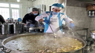 Muradiye SYDVden sıcak yemek hizmeti