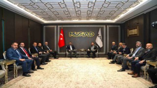 Murat Kurum MÜSİADı ziyaret etti