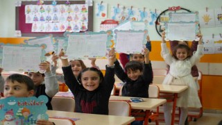 Muşta 108 bin 760 öğrenci karne heyecanı yaşadı