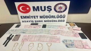 Muşta kuyumcuya sahte altın sattığı iddia edilen 6 kişi yakalandı