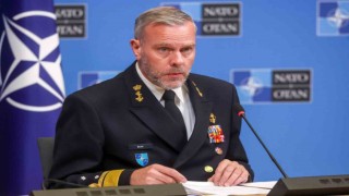 Oramiral Bauer: Bugün Rusya'nın 3 gün süreceğini sandığı savaşın 694'üncü günü