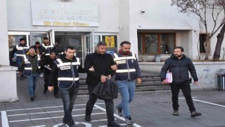 Nevşehirde sazan sarmalı operasyonu: 5 gözaltı