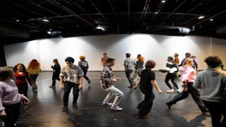 Nilüfer Gençlik Tiyatrosu yeni  ekiple yeni döneme başladı