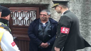 Oğlunun şehit haberini aldığı sıradaki bakışlarıyla hafızalara kazınan baba hayatını kaybetti