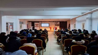 Öğrenciler terör örgütleriyle ilgili bilinçlendirildi