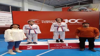 Oltulu sporcuların büyük başarısı