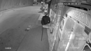 Önce fırından sadaka kutusu, sonra da motosiklet çaldı