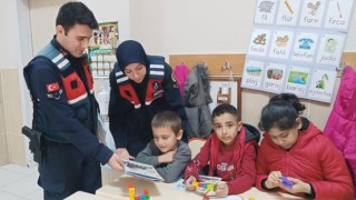 Osmaniye'de Jandarmayı Tanıtma Etkinliği Düzenlendi