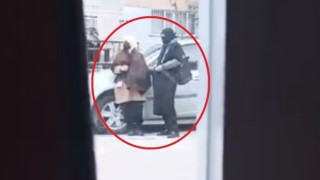 (Özel) Bursada yankesicilik yapan kadın, kıyafet değiştirirken yakalandı