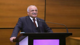 Rektör Çomaklıdan 10 Ocak Çalışan Gazeteciler Günü kutlaması