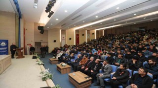 Şahinbey Belediyesi 174 öğrenciyi umreye gönderiyor