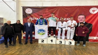 Sakarya Büyükşehir sporcusundan gümüş madalya