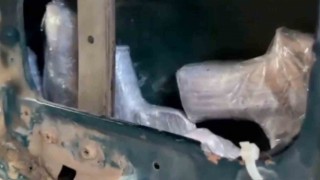 Samsunda 11i aracın kapısına zulalanmış 12 ruhsatsız tabanca ele geçirildi