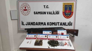 Samsunda bir evde uyuşturucu ve silah ele geçirildi