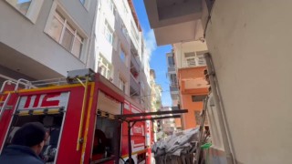 Samsunda ev yangını: 2 çocuk dumandan etkilendi