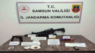 Samsun'da jandarmadan operasyon: Uyuşturucu ve silah ele geçirildi