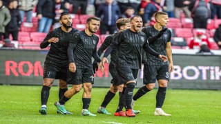 Samsunspor, Alanyaya 17 oyuncusunu götürmedi