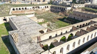 Şanlıurfa Valisi Millet Hanına el attı
