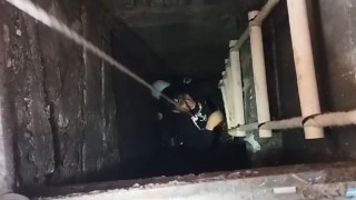 Şanlıurfada 3 metre derinliğindeki rögara düşen çocuk kurtarıldı