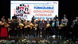 Seçer: Bu memleket bizim, bükün renklerin