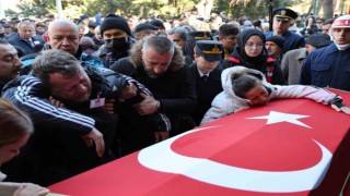 Şehit cenazesinde gözyaşları sel oldu