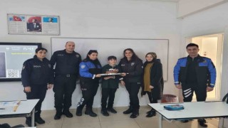 Şehit polis çocuğuna doğum günü sürprizi