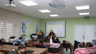 Sıfır Atık Eğitim Merkezinde öğrenciler animasyon filmi izleyip, uygulamalara katıldı