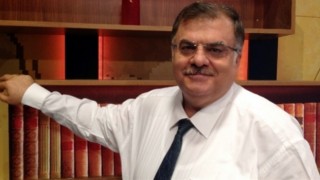 Sinoplu yazar Erol Erdoğan‘a TYBden ödül