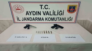 Şüpheli şahsın üzerinde tabanca ele geçirildi
