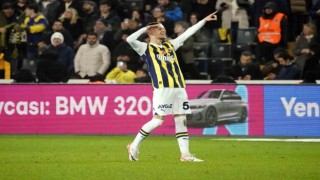 Szymanski 1 gol, 2 asistle yıldızlaştı