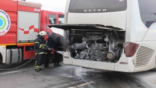 Tamire giden yolcu otobüsünde yangın çıktı