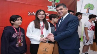 Tatilde, moral deposu etkinler devam ediyor