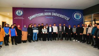 Tecrübe Sohbetlerinin ilk konuğu Vali Eldivan oldu