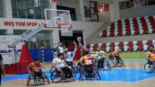 Tekerlekli Sandalye Basketbol Süper Ligi: Muş BESK: 57 - Galatasaray: 77